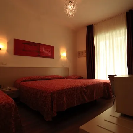 Castiglione Отель