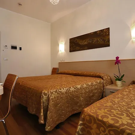 Castiglione Hotel 3*