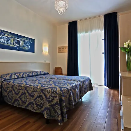 Hotel Castiglione 3*