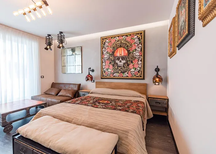 卡斯蒂丽欧内酒店 3* 利尼亚诺萨比亚多罗