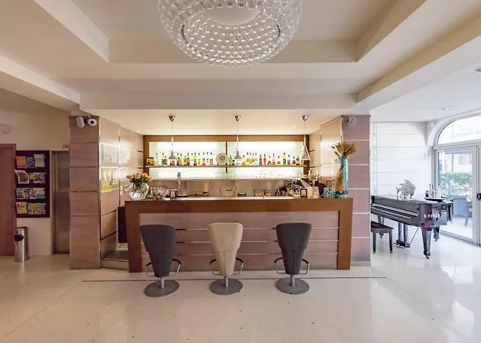 卡斯蒂丽欧内酒店 3* 利尼亚诺萨比亚多罗